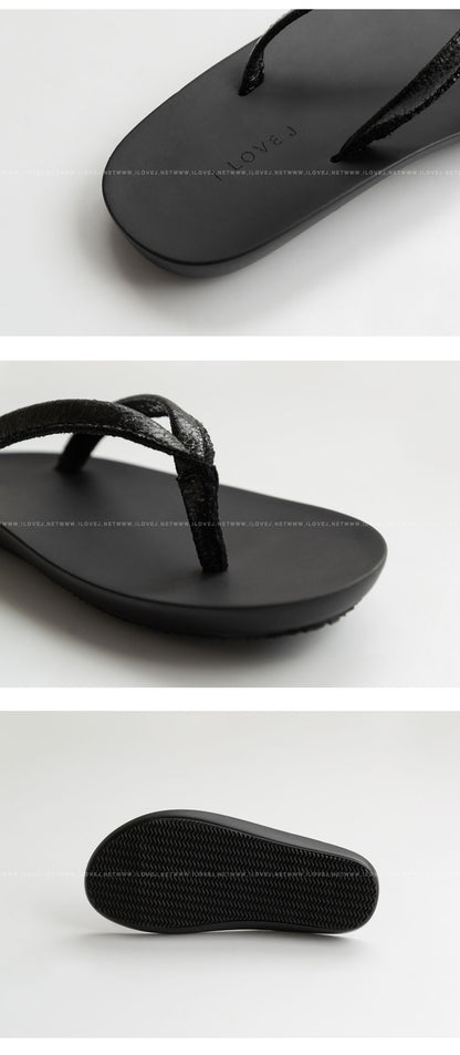 ILOVEJ Kids Chic Casual Flip Flops Lightweight Non-Slip Summer Slippers for Kids | Ages 5–10