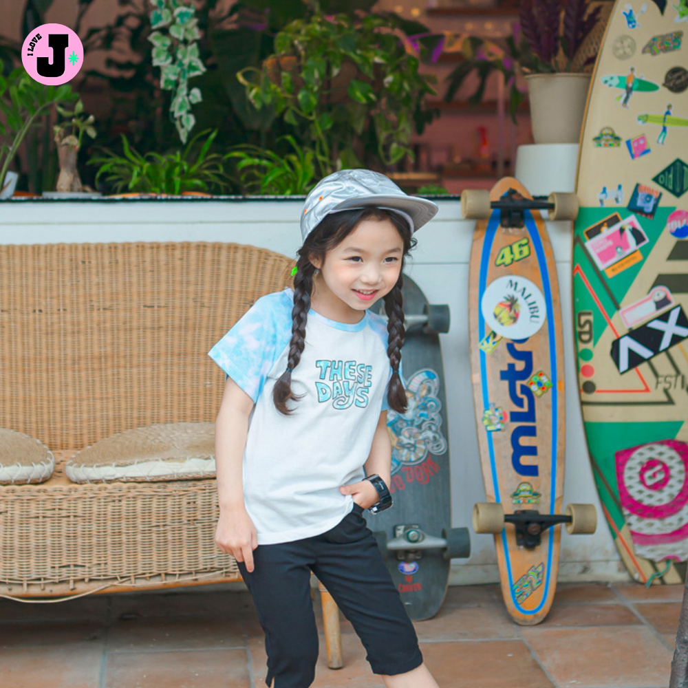 I LOVE J Kids “THESE DAYS” Printed Raglan Short-Sleeve Cotton Unisex T-Shirt | Ages 3-7