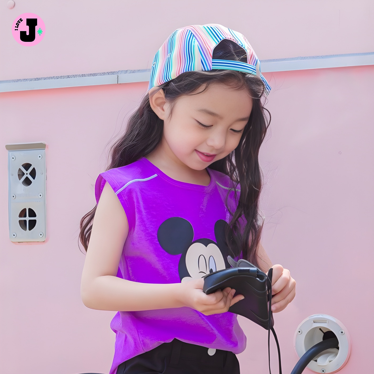 I LOVE J Unisex Mickey Mouse Kids Sleeveless Shirt Top with Color-Block Design | Ages 6-11