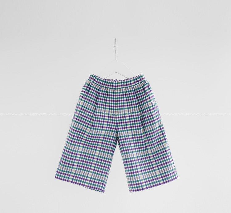 [PRE-ORDER] Kids Unisex Checkered 3/4 Pants – Stretch Plaid Cropped Trousers